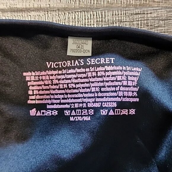 *SET* Victoria's Secret "Fabulous" push up 2-piece Bikini - Picture 3 of 4